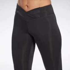 Reebok Workout Ready Basic Capri Tights Womens Athletic Pants -Agnes Orinda Shop GUEST 38c3deab 0802 4728 85f6 185302994a81