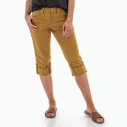 Aventura Clothing Women's Bristow Capri -Agnes Orinda Shop GUEST 4c7fcbff 9060 4a2b b957 c49f95bd53fc
