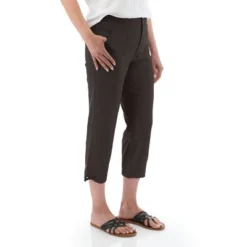 Aventura Clothing Women's Sandbar Crop Pant -Agnes Orinda Shop GUEST 81c0ecc6 7dc8 49c3 96a9 9bbef29162a9