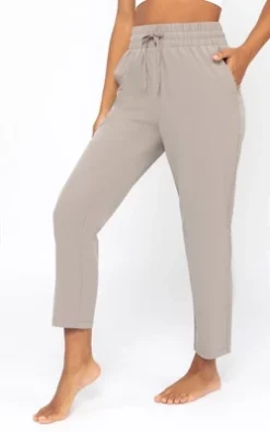 90 Degree By Reflex Womens Lightstreme Straight Leg Pant With Side Pockets -Agnes Orinda Shop GUEST fc4320e4 f8fc 4b85 84ee 3ebe14d6749d